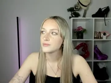 Chaturbate Sex Cam of evelynblond