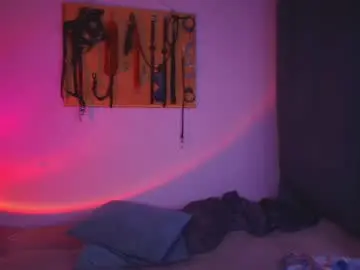 Chaturbate Live Sex Cam of lemontimoonshine