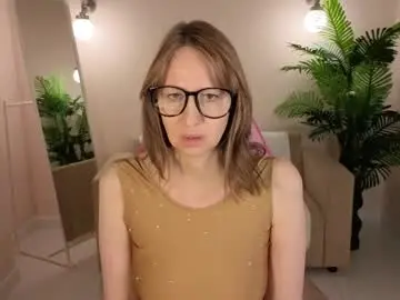 Chaturbate Live Sex Cam of margo_robbbie