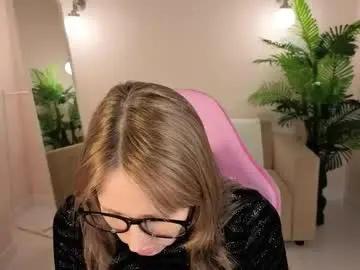 Chaturbate Free Live Porn of margo_robbbie