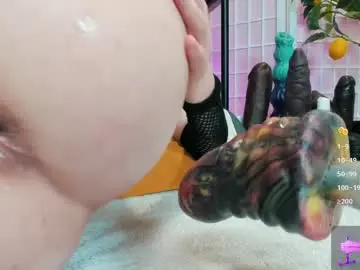 Chaturbate Sex Cam of anal_queen_mona