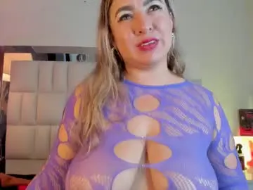 Chaturbate Free Live Porn of laura_bassi