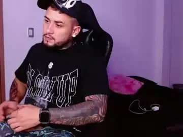 Chaturbate Live Porn of lliamm_2