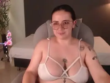 Chaturbate Best live sex cam show of cloe_cherry