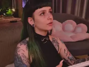 Chaturbate Nude Webcam of mika_moon_