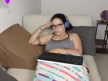 Chaturbate Nude Webcam of moonwoman_
