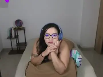 Chaturbate Live Sex Cam of moonwoman_