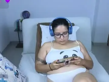 Chaturbate Free Porn Cam of moonwoman_