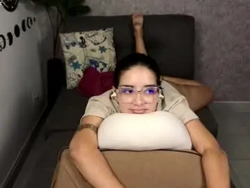 Chaturbate Nude Webcam of moonwoman_