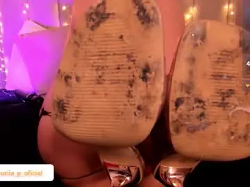 Chaturbate Sex Cam of vikypetiteee