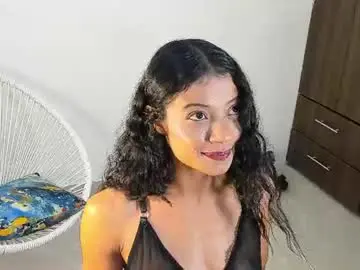 Chaturbate Live Sex Cam of isabella_savina