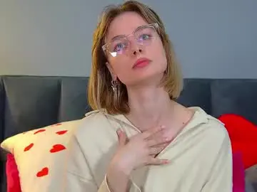 Chaturbate Nude Webcam of merlinmeyer