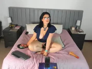 Chaturbate Best live sex cam show of adriana71