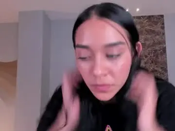 Chaturbate Live Sex Cam of amalia_cruss