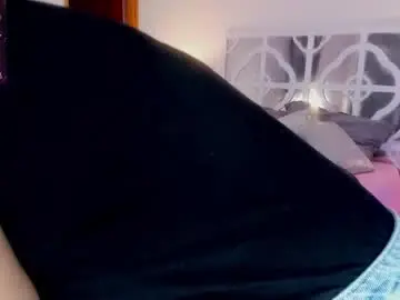 Chaturbate Adult Webcams of mikaelastonne