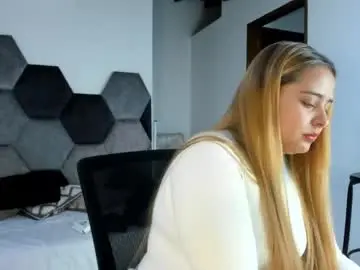 Chaturbate Watch Live Sex Cams of mikaelastonne