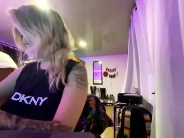 Chaturbate Nude Webcam of scarlet_whisper
