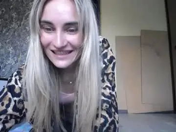 Chaturbate Sex Cam of _artemiis_