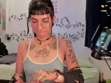 Chaturbate Sex Cam of kila_moonlight444