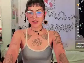 Chaturbate Watch Live Sex Cams of kila_moonlight444