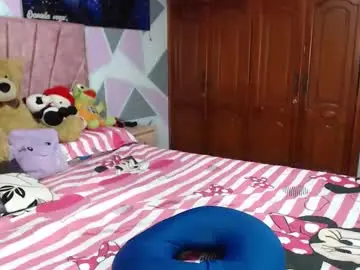 Chaturbate Free Porn Cam of camila_rosess