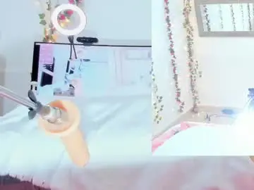 Chaturbate Live Porn of genesis_love__