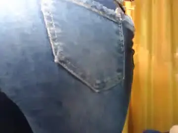 Chaturbate Live Sex Cam of prettyquee