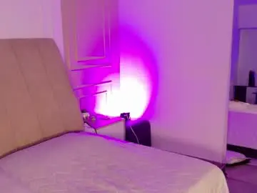 Chaturbate Watch Live Sex Cams of violetta_bold