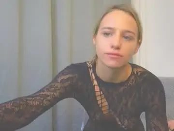Chaturbate Live Sex Cam of mellisakim
