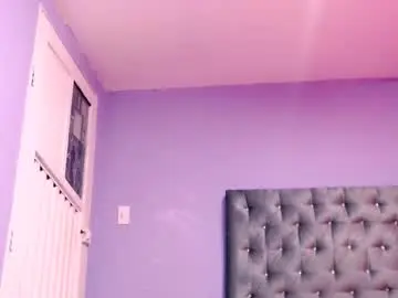 Chaturbate Adult Video Chat of coral_whore18