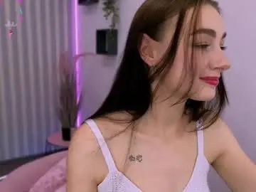 Chaturbate Live Sex Cam of cosmicfaye