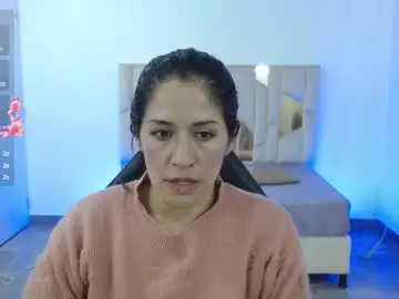 Chaturbate Watch Live Sex Cams of blue_tay1