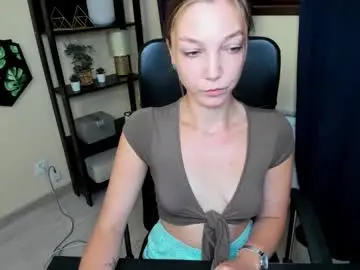 Chaturbate Live Porn of emilly_xkiss