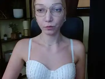 Chaturbate Watch Live Sex Cams of emilly_xkiss