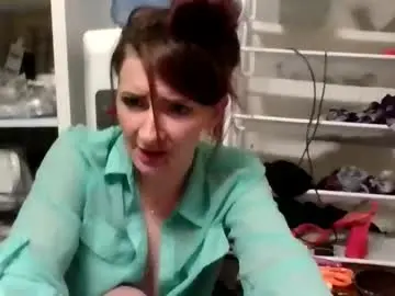 Chaturbate Live Sex Cam of ftfmob4life