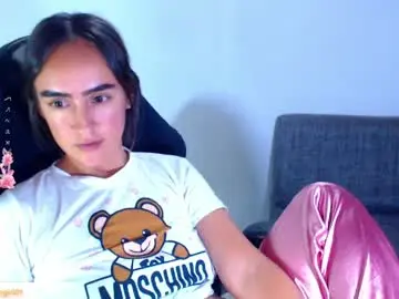 Chaturbate Sex Cam of angie_dreamgirl