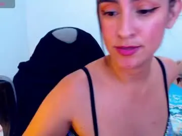 Chaturbate Nude Webcam of angie_dreamgirl