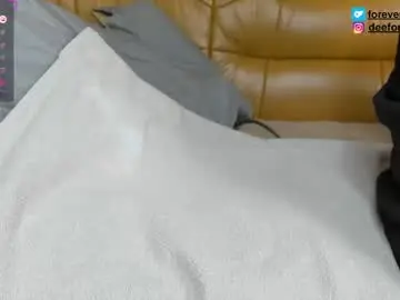 Chaturbate Free Porn Cam of littlepinky77