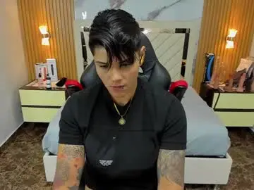 Chaturbate Nude Webcam of karolandluna