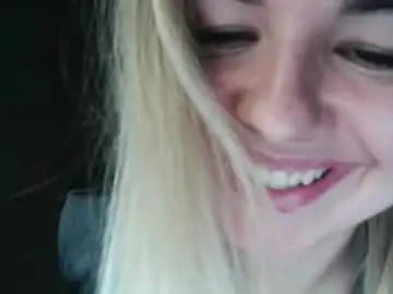 Chaturbate Live Sex Cam of love_dom_meg