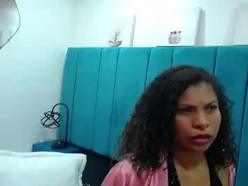 Chaturbate Free Live Porn of camiilareyes
