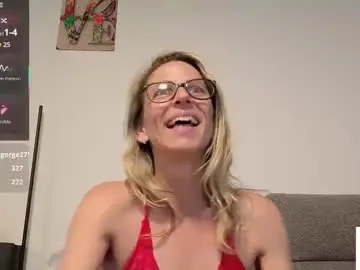 Chaturbate Best live sex cam show of lapetitefrenchie83