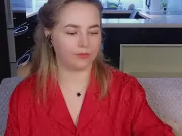 Chaturbate Live Sex Cam of mira_mermayd