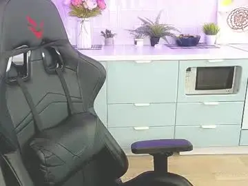 Chaturbate Live Sex Cam of mira_mermayd