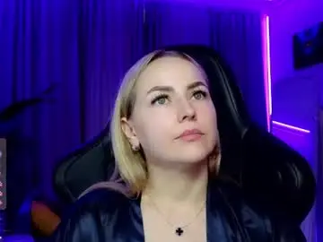 Chaturbate Live Sex Cam of mira_mermayd