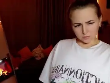 Chaturbate Sex Cam of mira_mermayd