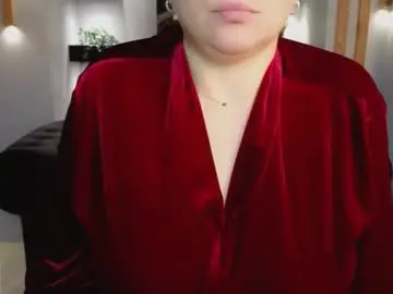 Chaturbate Live Sex Cam of mira_mermayd