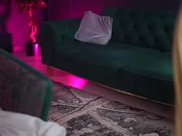 Chaturbate Best live sex cam show of raquellevon