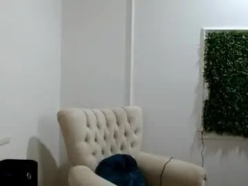 Chaturbate Adult Webcam of denisse_hot_milf