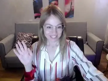 Chaturbate Nude Webcam of milf_for_u777